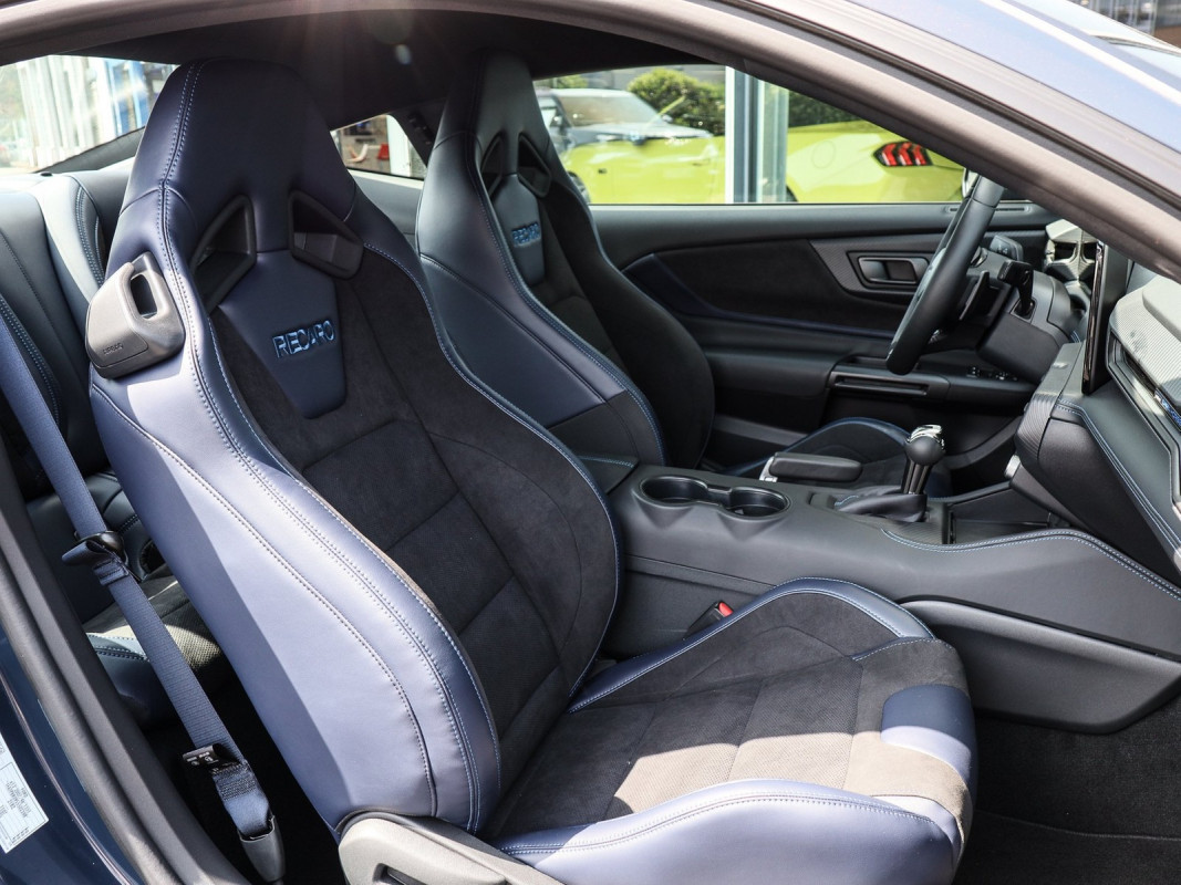 Ford Mustang Fastback - Sportwagen/Coupé - Blau - Neuwagen - Bild 6