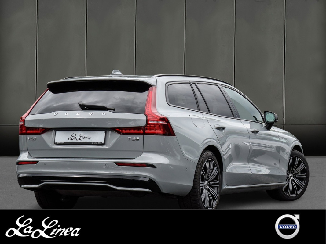 Volvo V60 T6 Recharge AWD - Kombi - Grau - Gebrauchtwagen - Bild 2