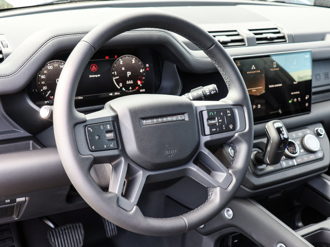Land Rover Defender - SUV/Off-road - Schwarz - Gebrauchtwagen - Bild 9