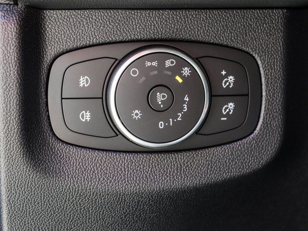 Ford Tourneo Courier - Van/Minibus - Grau - Neuwagen - Bild 12