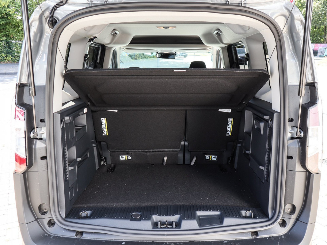 Ford Tourneo Courier Automatik - Van/Minibus - Grau - Neuwagen - Bild 10