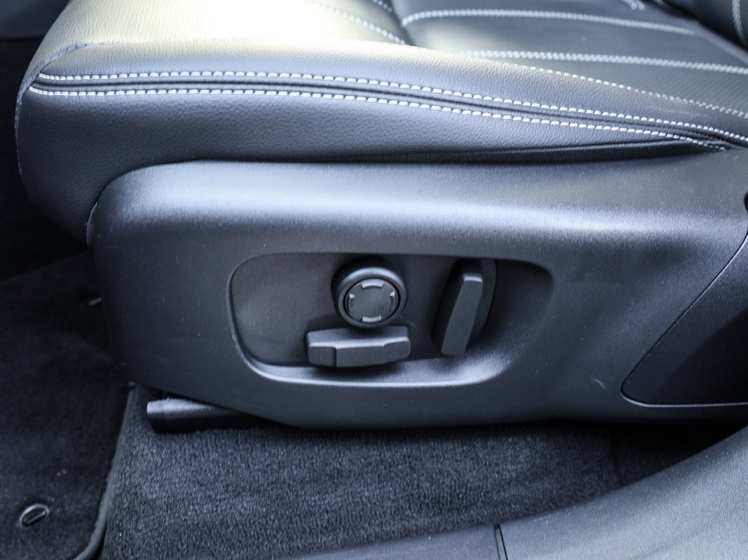 Land Rover Range Rover Velar - SUV/Off-road - Grau - Gebrauchtwagen - Bild 13