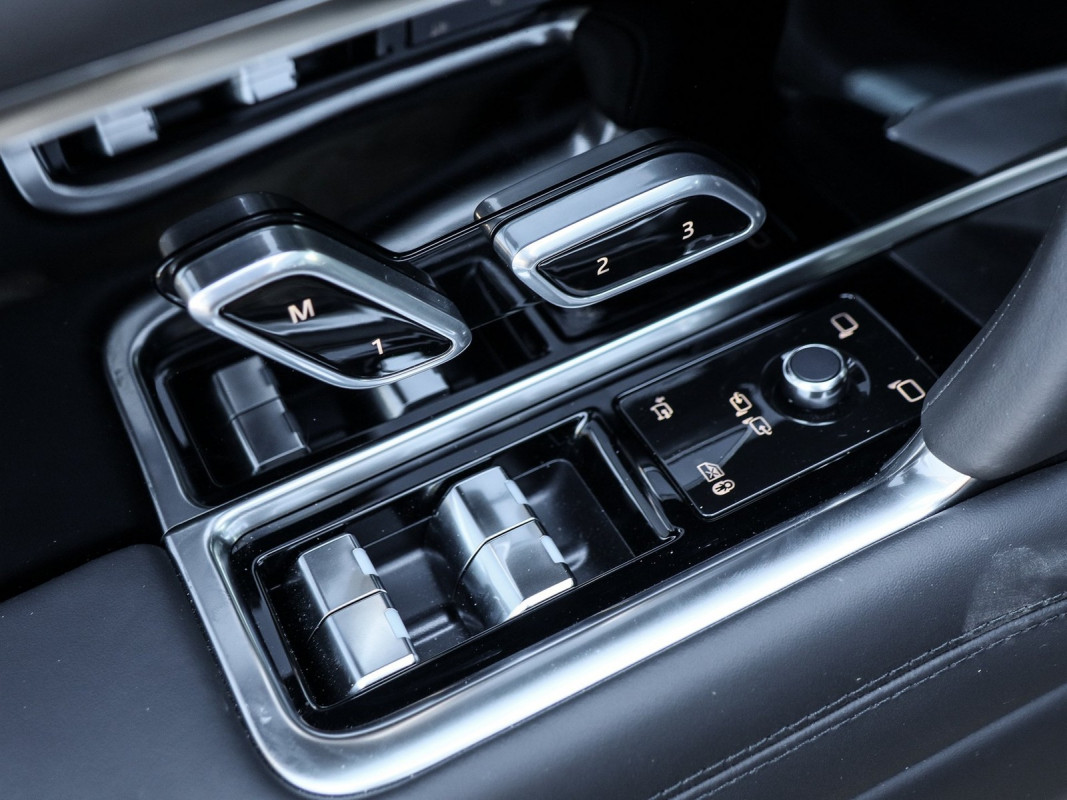 Land Rover Range Rover - SUV/Off-road - Schwarz - Gebrauchtwagen - Bild 13