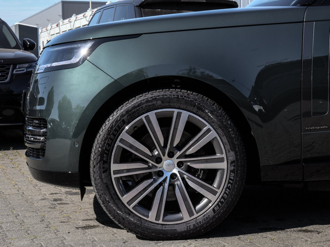 Land Rover Range Rover - SUV/Off-road - Grün - Gebrauchtwagen - Bild 9