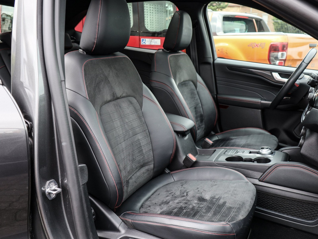 Ford Kuga - SUV/Off-road - Grau - Gebrauchtwagen - Bild 7