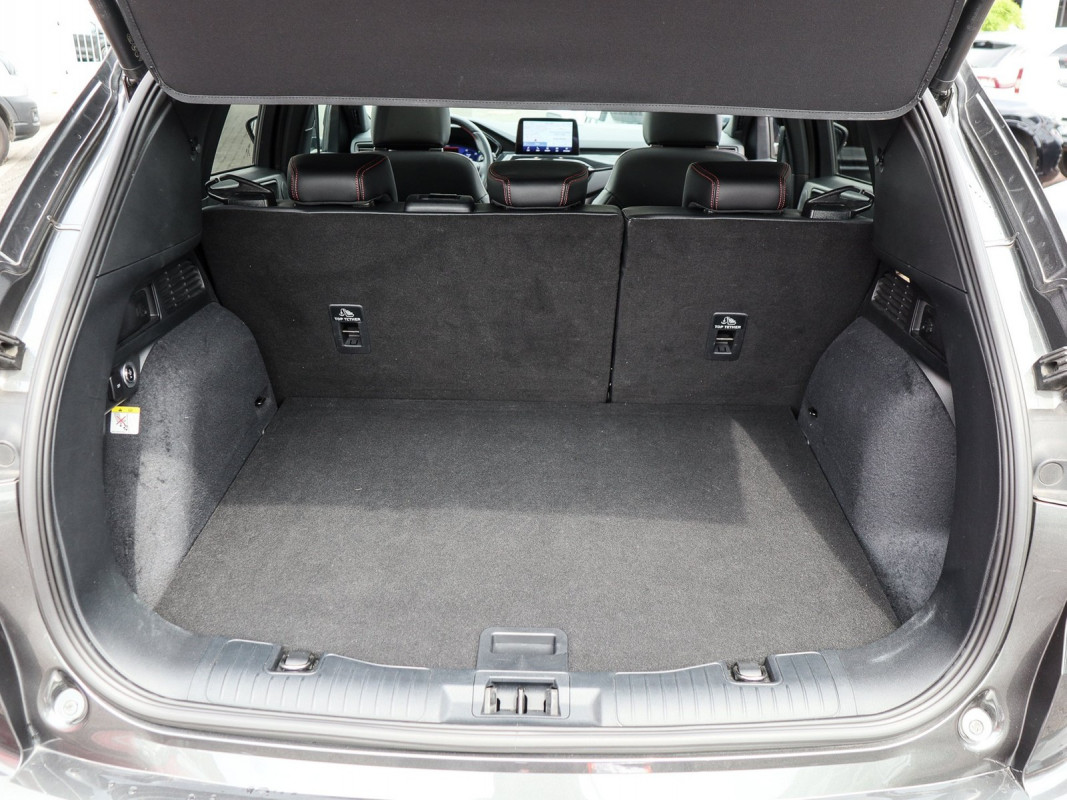 Ford Kuga - SUV/Off-road - Grau - Gebrauchtwagen - Bild 12