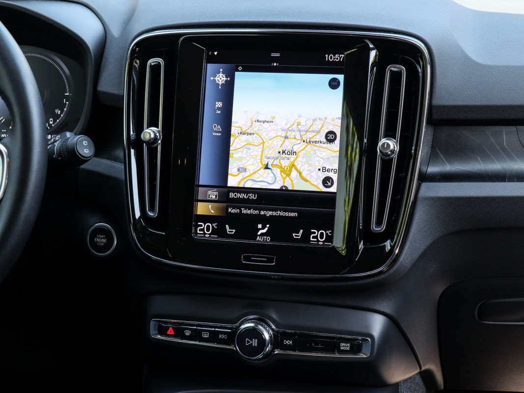 Volvo XC40 T5 Recharge - SUV/Off-road - Blau - Gebrauchtwagen - Bild 9