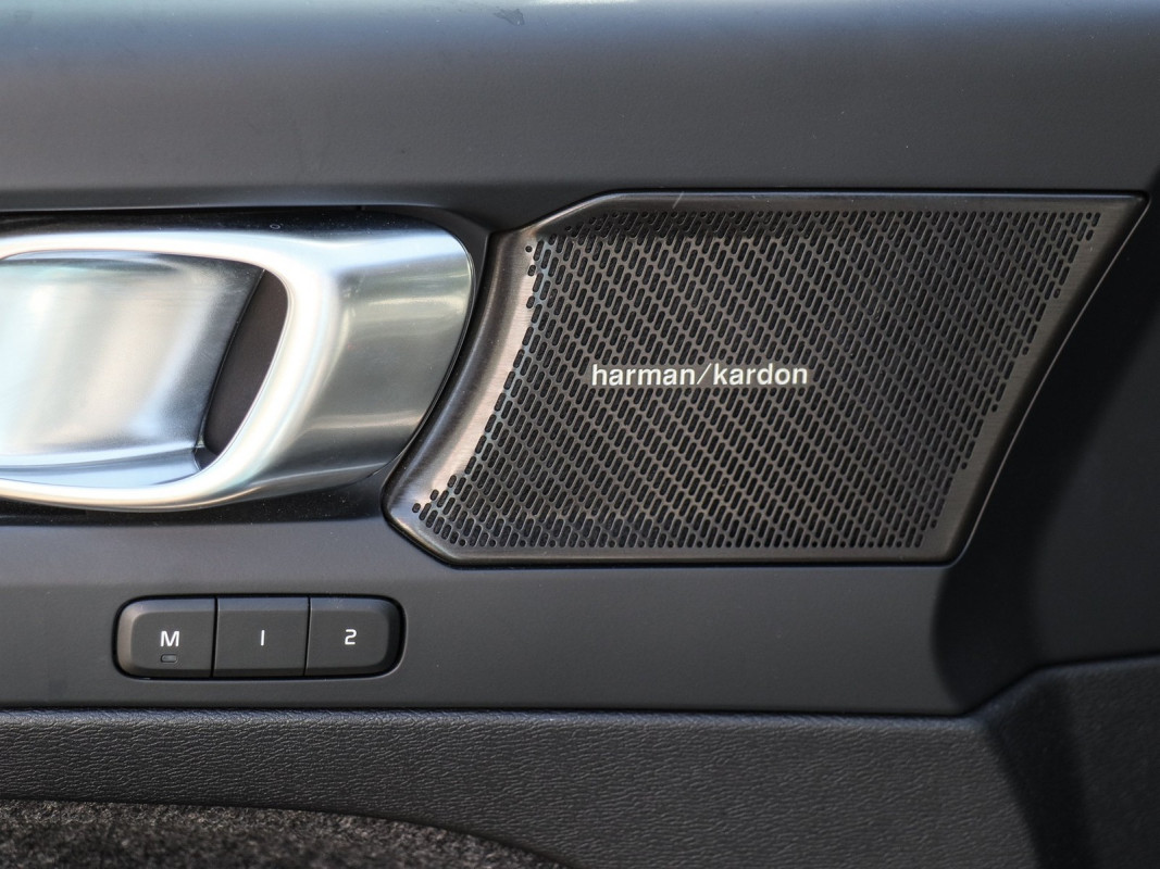 Volvo XC40 T5 Recharge - SUV/Off-road - Blau - Gebrauchtwagen - Bild 14