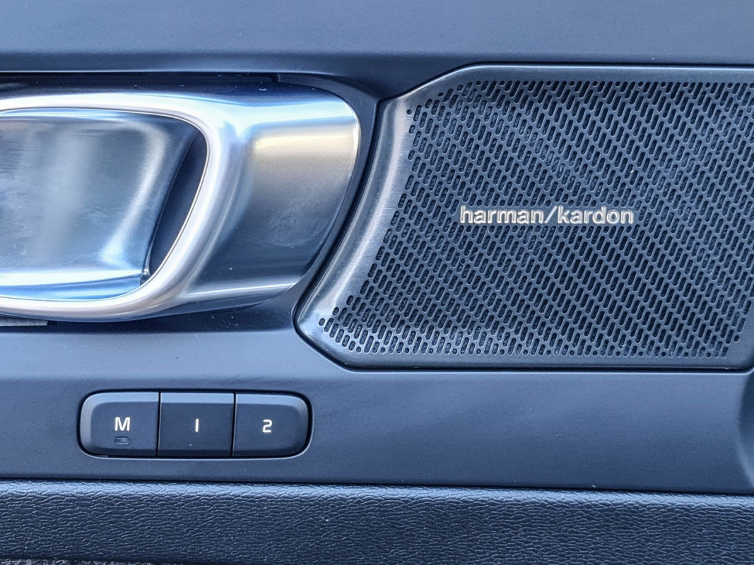 Volvo XC40 B4 - SUV/Off-road - Beige - Gebrauchtwagen - Bild 15