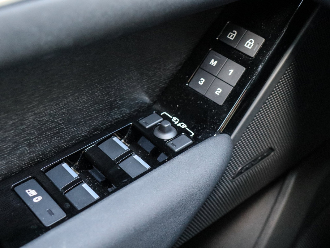 Land Rover Range Rover Velar - SUV/Off-road - Weiss - Gebrauchtwagen - Bild 14