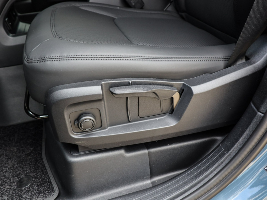 Land Rover Defender - SUV/Off-road - Blau - Neuwagen - Bild 13