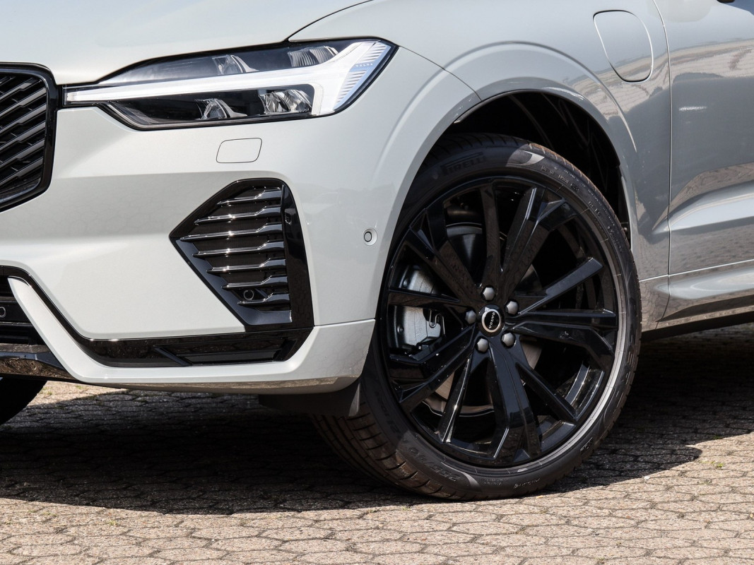 Volvo XC60 T8 AWD - SUV/Off-road - Grau - Neuwagen - Bild 5