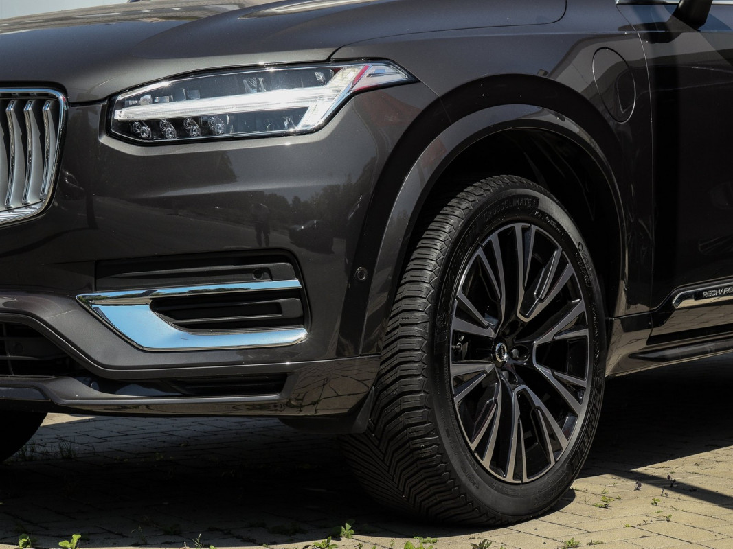 Volvo XC90 T8 AWD Plug-In Hybrid - SUV/Off-road - Grau - Gebrauchtwagen - Bild 6