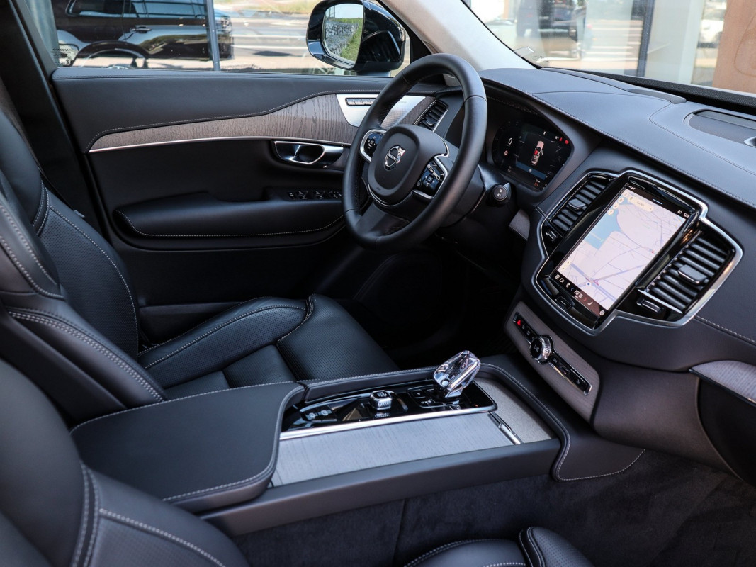 Volvo XC90 T8 Recharge AWD - SUV/Off-road - Blau - Gebrauchtwagen - Bild 3