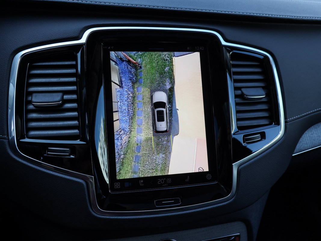 Volvo XC90 T8 Recharge AWD - SUV/Off-road - Blau - Gebrauchtwagen - Bild 13
