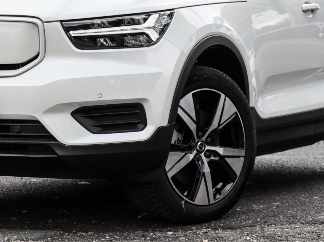 Volvo XC40 - SUV/Off-road - Weiss - Gebrauchtwagen - Bild 6