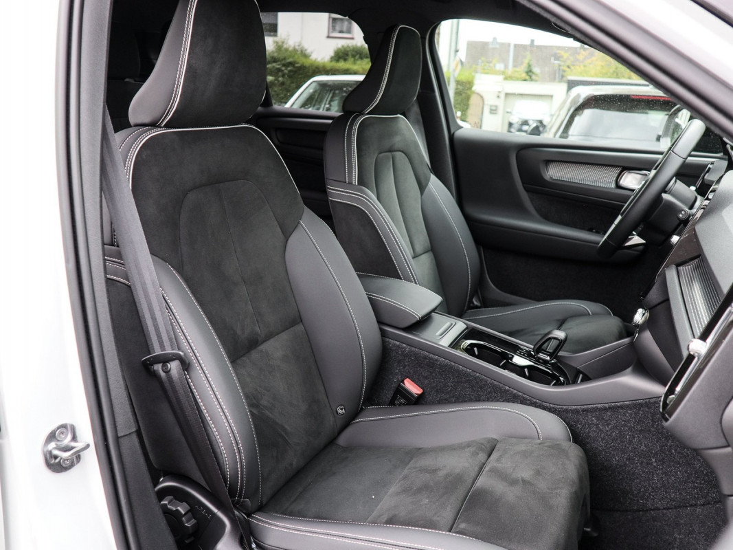 Volvo XC40 - SUV/Off-road - Weiss - Gebrauchtwagen - Bild 7