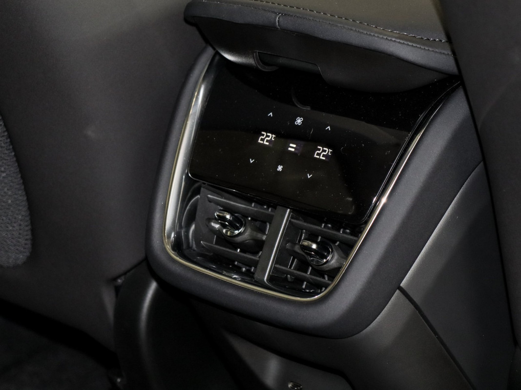 Volvo EX90 - SUV/Off-road - Beige - Neuwagen - Bild 14