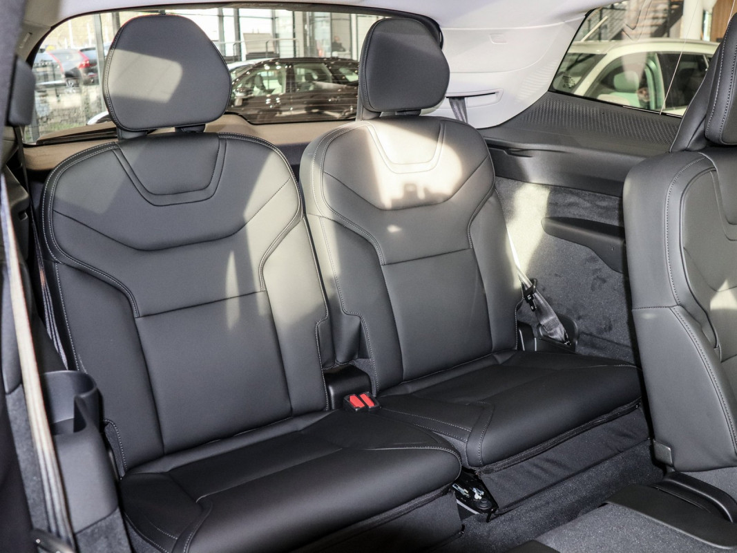 Volvo EX90 - SUV/Off-road - Beige - Neuwagen - Bild 15