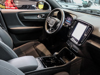 Volvo XC40 Recharge Single - SUV/Off-road - Grau - Gebrauchtwagen - Bild 3