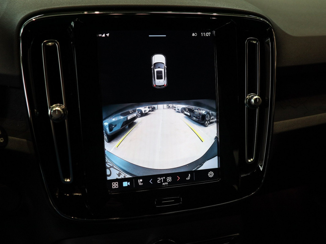 Volvo XC40 Recharge Single - SUV/Off-road - Grau - Gebrauchtwagen - Bild 13
