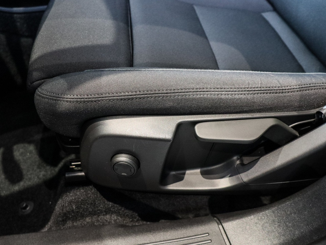 Volvo XC40 Recharge Single - SUV/Off-road - Grau - Gebrauchtwagen - Bild 15