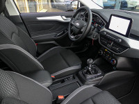 Ford Focus 5-t. Lim. Cool & Connect, Winter P.,, Allwetter, 17" ALU - Limousine - Schwarz - Gebrauchtwagen - Bild 3