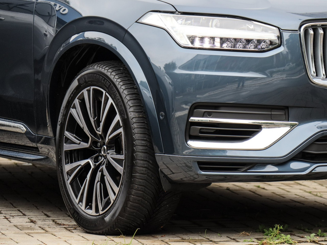 Volvo XC90 T8 AWD Plug-In Hybrid - SUV/Off-road - Blau - Gebrauchtwagen - Bild 6