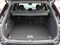 Volvo XC60 T6 Ultra Black Edition - SUV/Off-road - Schwarz - Neuwagen - Bild 10