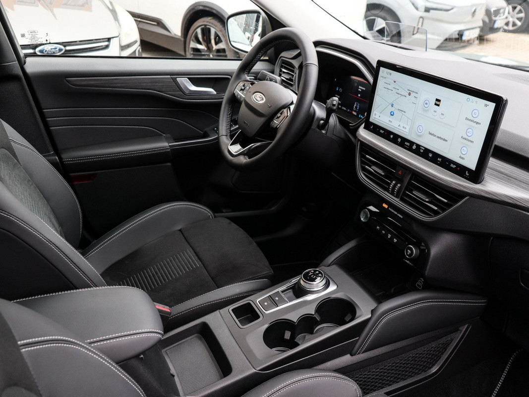 Ford Kuga PHEV - SUV/Off-road - Grau - Gebrauchtwagen - Bild 3