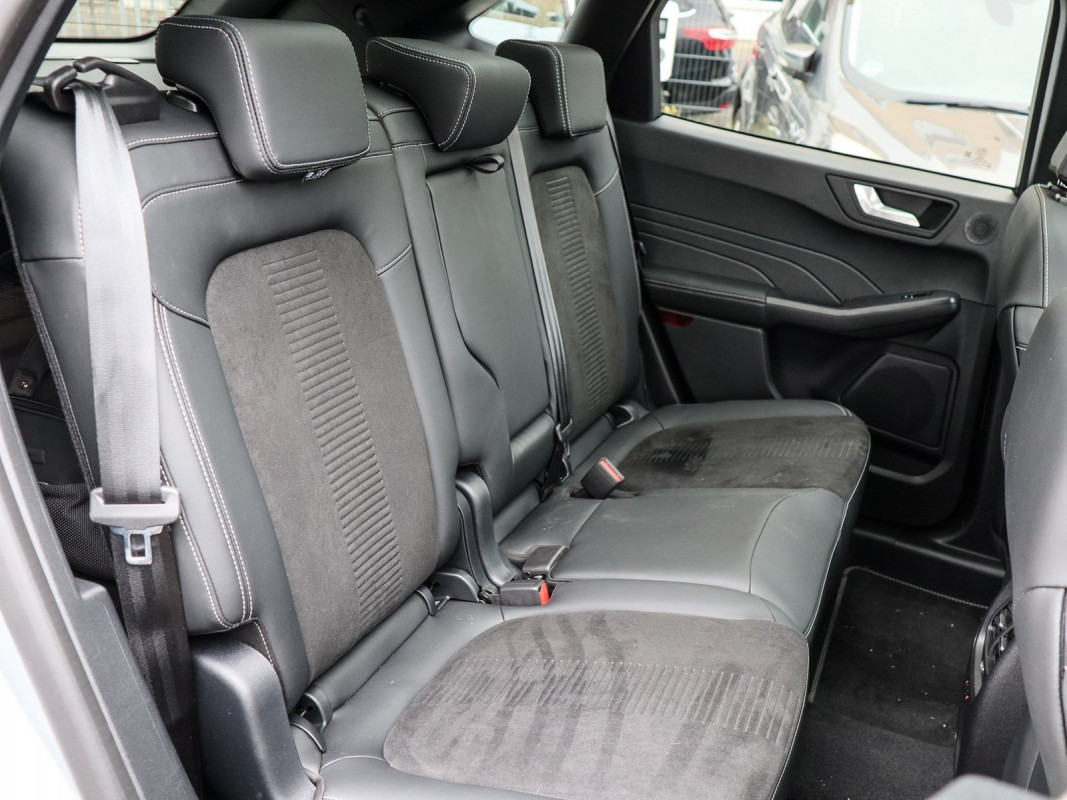 Ford Kuga PHEV - SUV/Off-road - Grau - Gebrauchtwagen - Bild 5