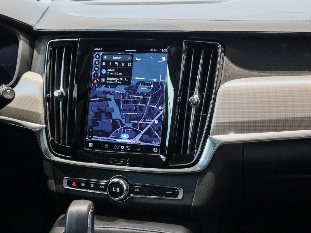 Volvo V90 T6 Recharge AWD - Kombi - Grau - Gebrauchtwagen - Bild 9