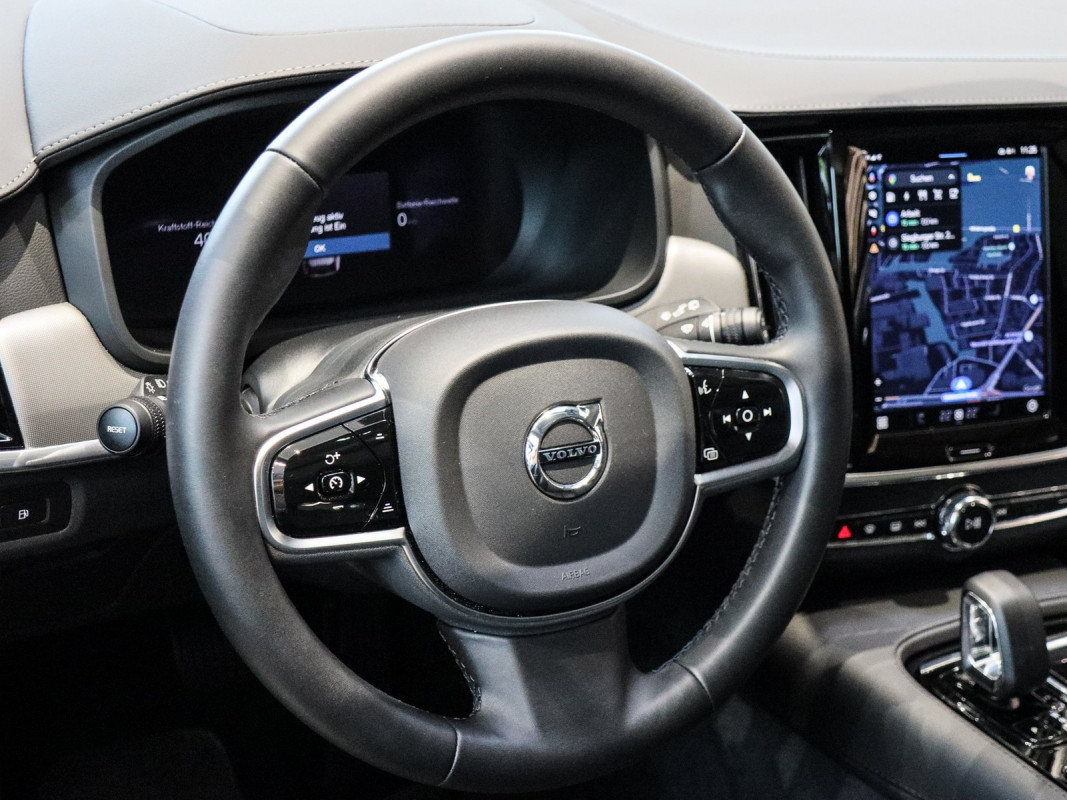Volvo V90 T6 Recharge AWD - Kombi - Grau - Gebrauchtwagen - Bild 10