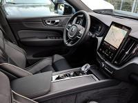 Volvo XC60 T8 Ultra Black Edition - SUV/Off-road - Schwarz - Neuwagen - Bild 3