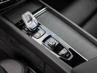 Volvo XC60 T6 Ultra Black Edition - SUV/Off-road - Grau - Neuwagen - Bild 9