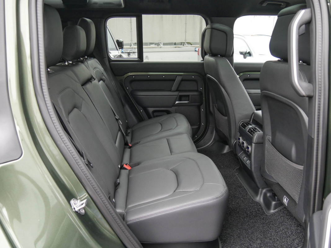 Land Rover Defender 110 D350 Dyn. HSE - SUV/Off-road - Grün - Neuwagen - Bild 5
