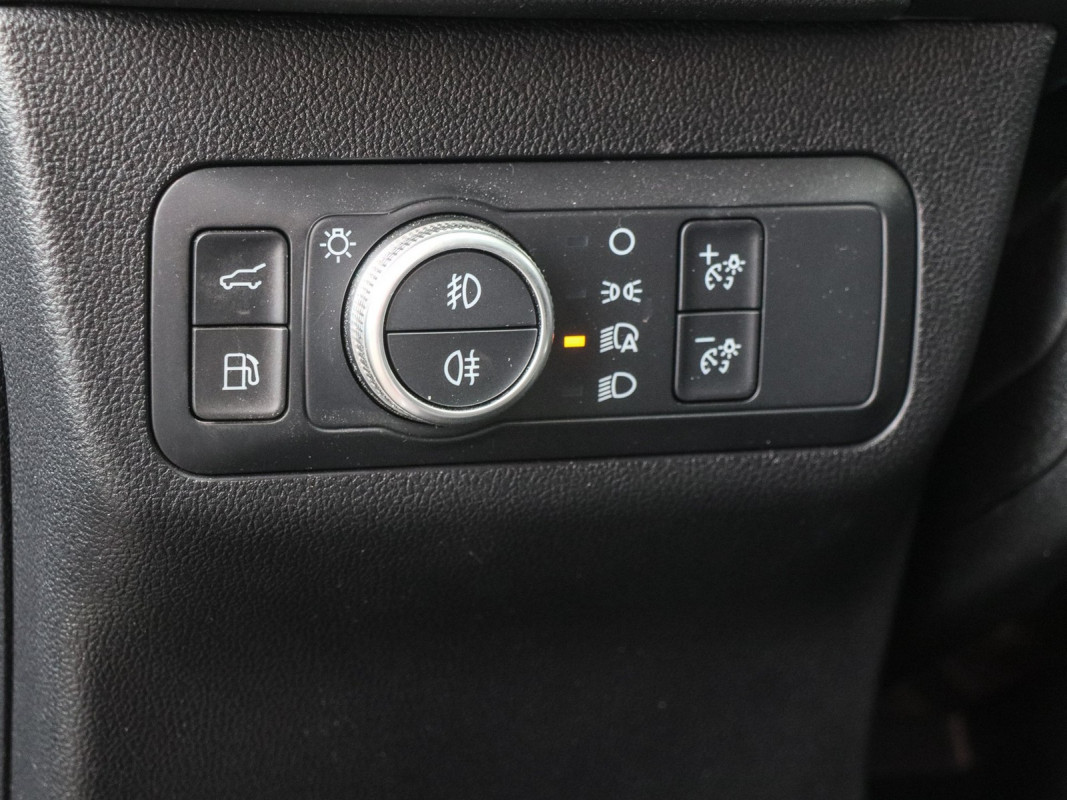 Ford Kuga PHEV Titanium AHK schwenkb., Allwetter, Winter P. - SUV/Off-road - Grau - Gebrauchtwagen - Bild 15