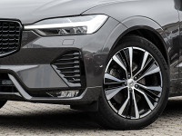 Volvo XC60 B4 Diesel AWD Ultimate Dark - SUV/Off-road - Grau - Gebrauchtwagen - Bild 6
