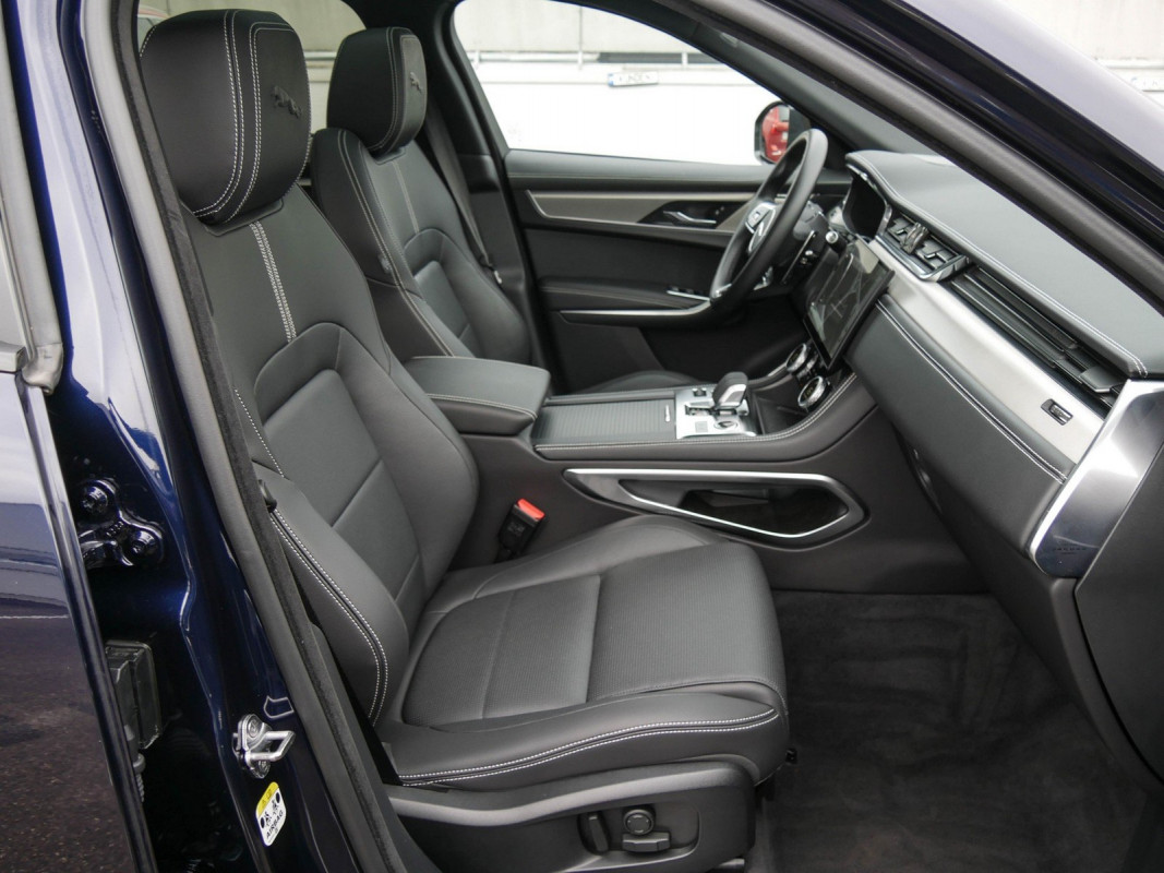 Jaguar F-PACE D300 R-Dynamic SE 90th Anniversary Edition - SUV/Off-road - Blau - Gebrauchtwagen - Bild 3