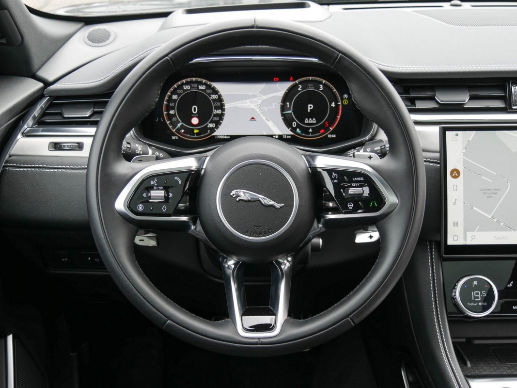 Jaguar F-PACE D300 R-Dynamic SE 90th Anniversary Edition - SUV/Off-road - Blau - Gebrauchtwagen - Bild 10