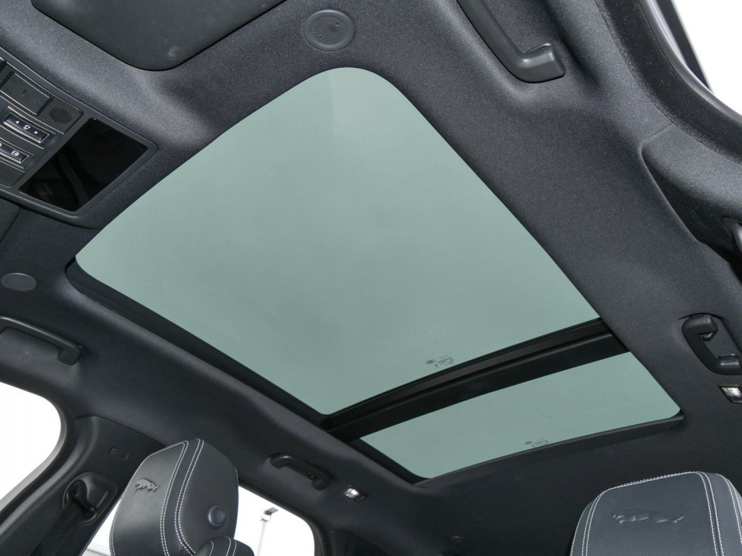 Jaguar F-PACE D300 R-Dynamic SE 90th Anniversary Edition - SUV/Off-road - Grau - Gebrauchtwagen - Bild 13