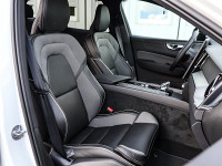 Volvo XC60 T6 Plus Black Edition - SUV/Off-road - Weiss - Neuwagen - Bild 6