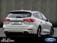 Ford Focus Turnier ST-Line MHEV LED, E-Heckklappe, Winter P. - Kombi - Weiss - Gebrauchtwagen - Bild 2