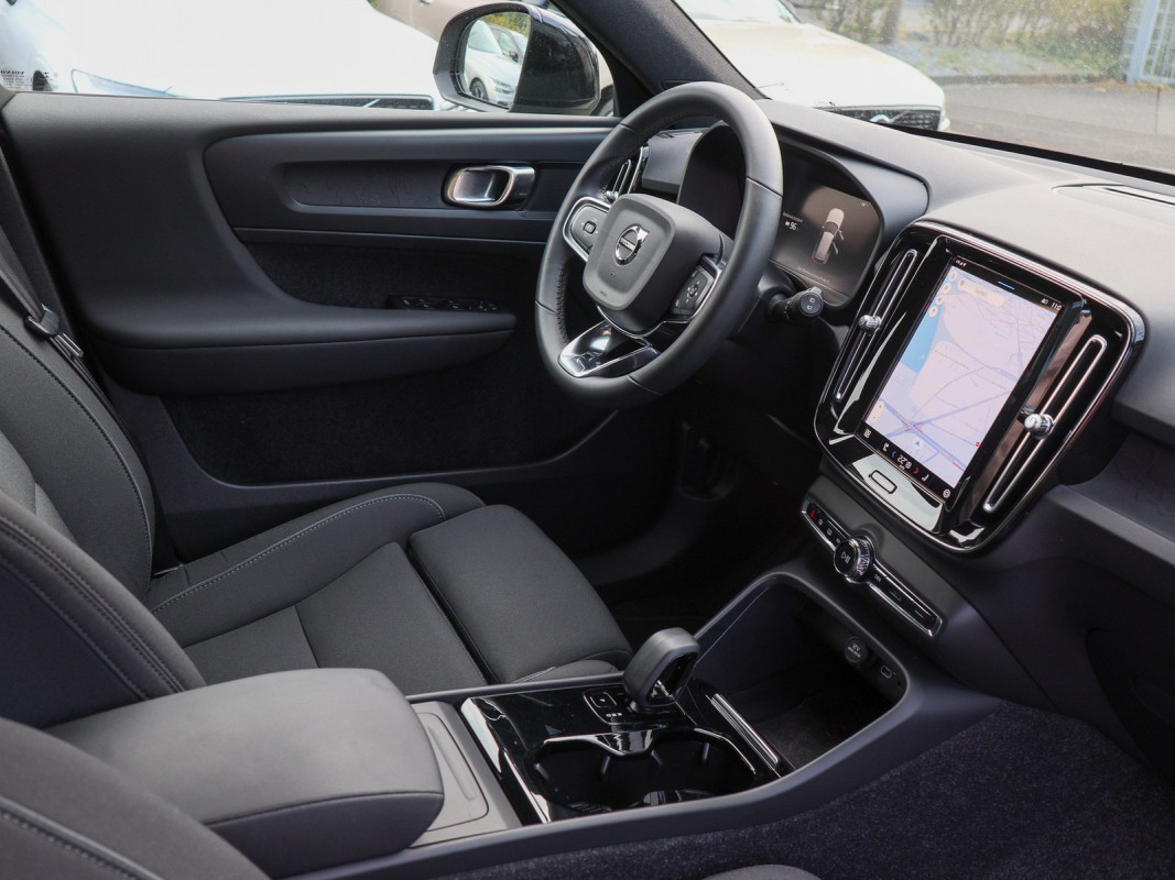 Volvo XC90 T8 AWD Plug-In Hybrid - SUV/Off-road - Grau - Gebrauchtwagen - Bild 3