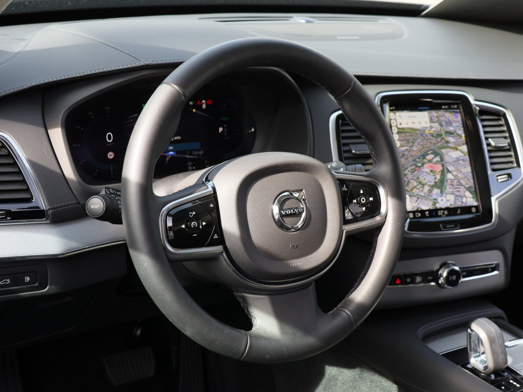 Volvo XC90 T8 AWD Plug-In Hybrid - SUV/Off-road - Grau - Gebrauchtwagen - Bild 11