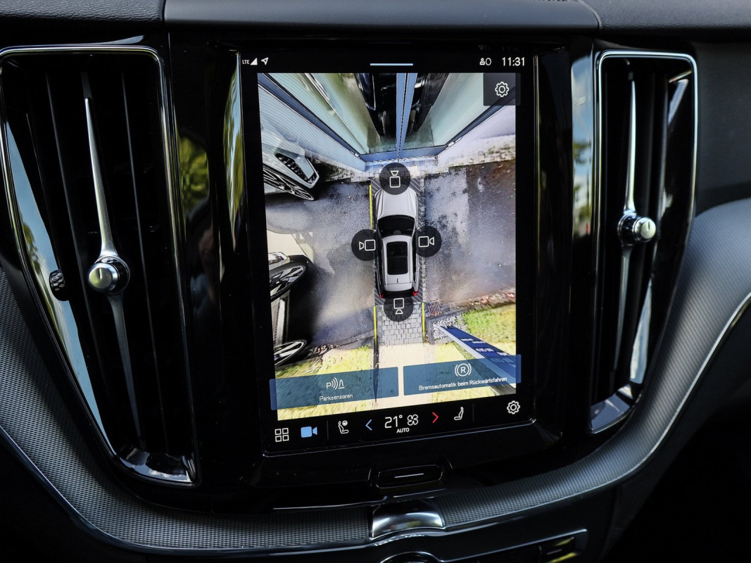 Volvo XC60 T8 Recharge AWD - SUV/Off-road - Blau - Gebrauchtwagen - Bild 13