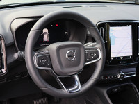Volvo XC40 Recharge Pure Electric 2WD - SUV/Off-road - Grün - Gebrauchtwagen - Bild 9