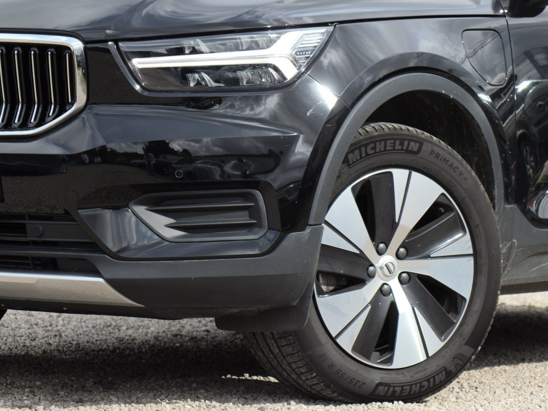 Volvo XC40 T4 - SUV/Off-road - Schwarz - Gebrauchtwagen - Bild 6
