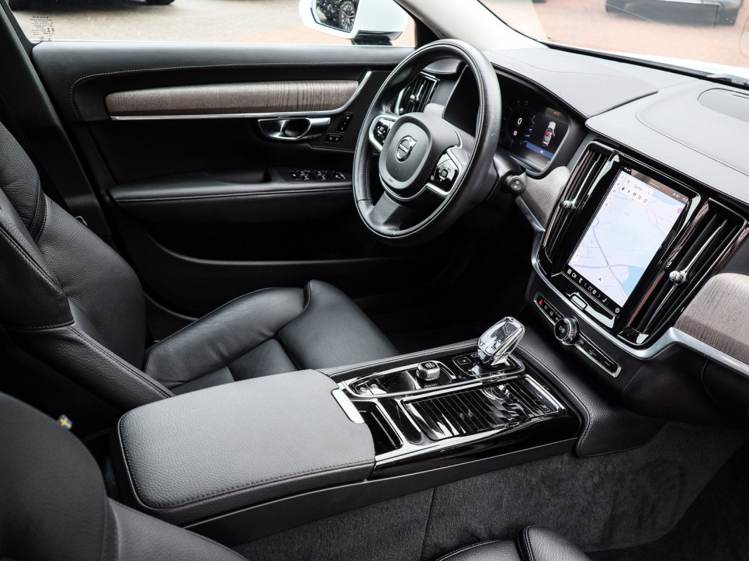 Volvo V90 Kombi T8 - Kombi - Weiss - Gebrauchtwagen - Bild 3