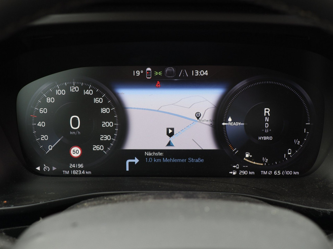 Volvo XC40 T4 - SUV/Off-road - Schwarz - Gebrauchtwagen - Bild 15